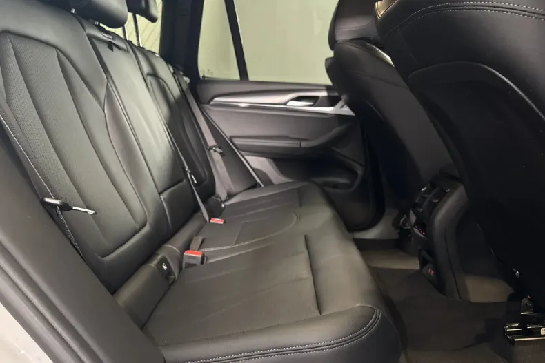 BMW X3 (Seria X) din 2022 cu 117.995 km - oferta BMW245657 - foto 12