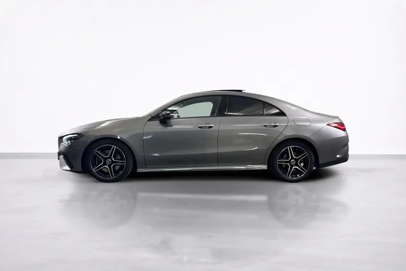 Mercedes-Benz CLA 220 (Clasa CLA) din 2025 cu 15.895 km - oferta MER245659 - foto 2