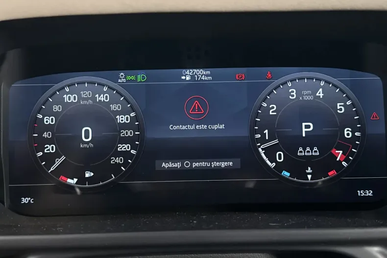 Land Rover Defender din 2021 cu 42.700 km - oferta LAN245662 - foto 10