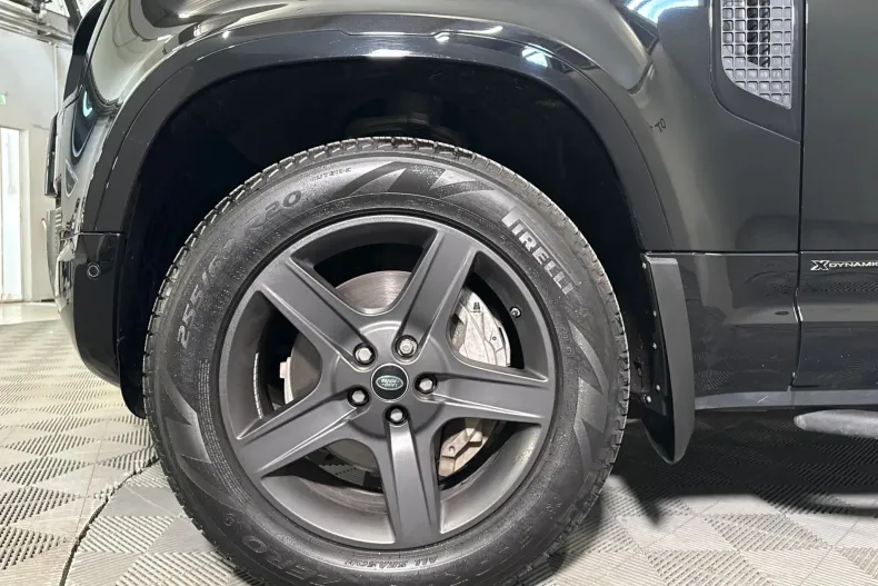 Land Rover Defender din 2021 cu 42.700 km - oferta LAN245662 - foto 13