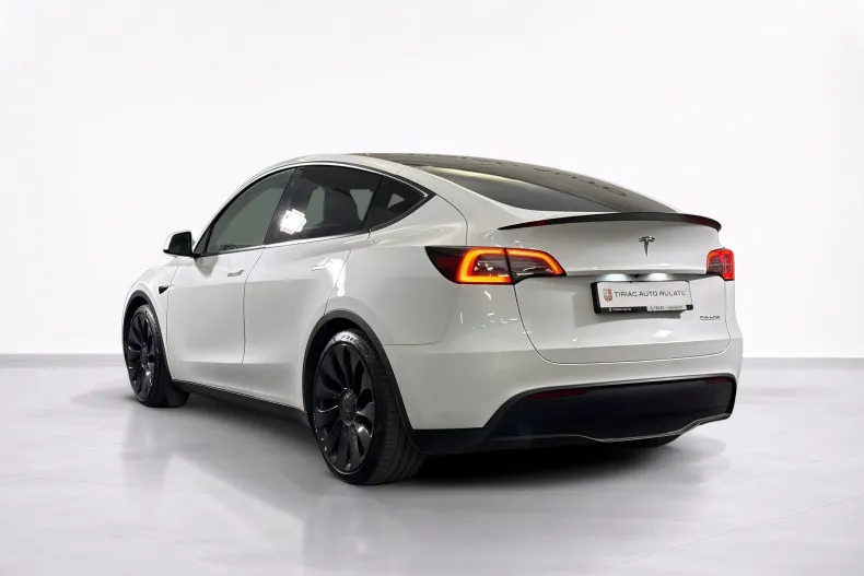 Tesla Model Y din 2022 cu 65.569 km - oferta TES245663 - foto 3