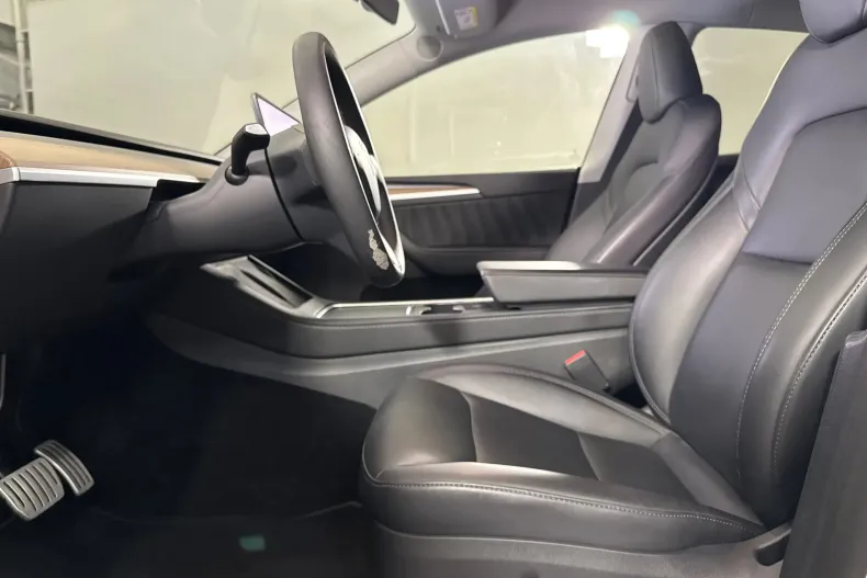 Tesla Model Y din 2022 cu 65.569 km - oferta TES245663 - foto 19