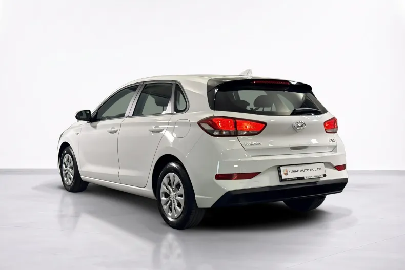 Hyundai i30 din 2023 cu 51.050 km - oferta HYU245664 - foto 3