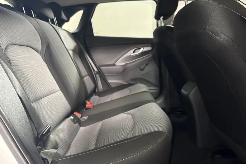 Hyundai i30 din 2023 cu 51.050 km - oferta HYU245664 - foto 12