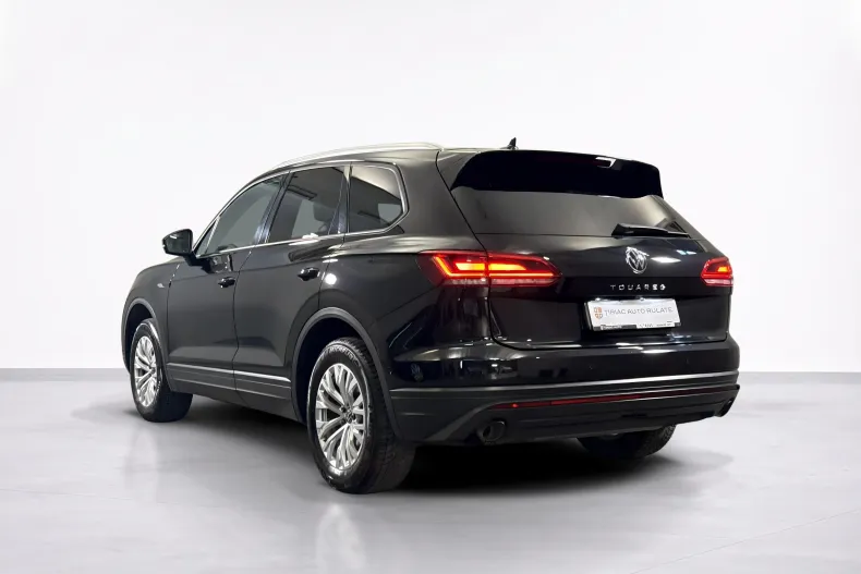 Volkswagen Touareg din 2021 cu 165.462 km - oferta VOL245665 - foto 3