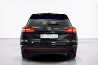 Volkswagen Touareg din 2021 cu 165.462 km - oferta VOL245665 - foto 4