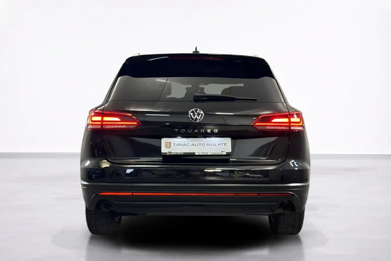 Volkswagen Touareg din 2021 cu 165.462 km - oferta VOL245665 - foto 4