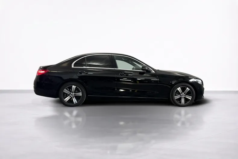 Mercedes-Benz C 180 (Clasa C) din 2024 cu 41.215 km - oferta MER245668 - foto 6