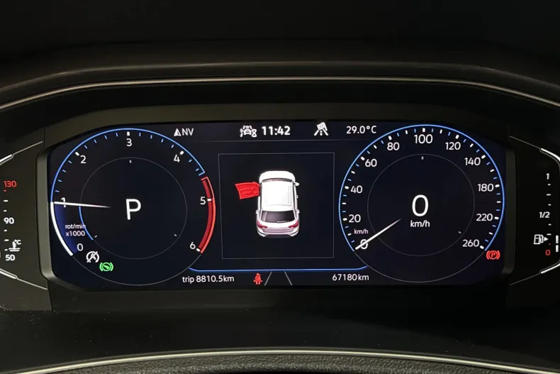 Volkswagen T-Roc din 2021 cu 67.180 km - oferta VOL245671 - foto 10
