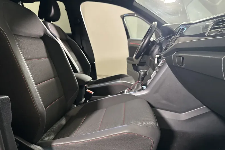 Volkswagen T-Roc din 2021 cu 67.180 km - oferta VOL245671 - foto 11
