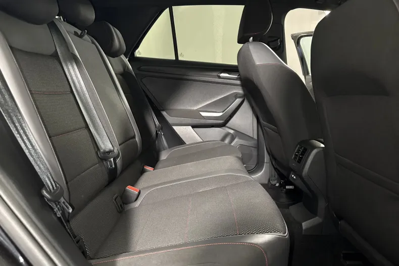 Volkswagen T-Roc din 2021 cu 67.180 km - oferta VOL245671 - foto 12