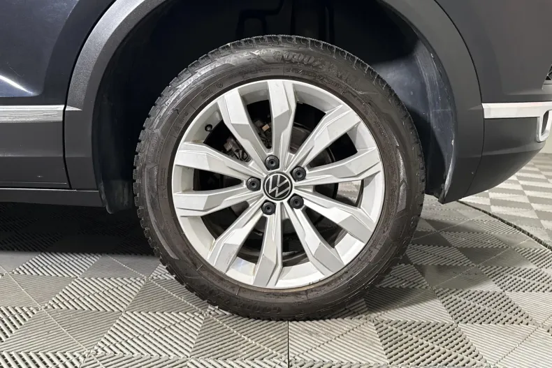 Volkswagen T-Roc din 2021 cu 67.180 km - oferta VOL245671 - foto 13