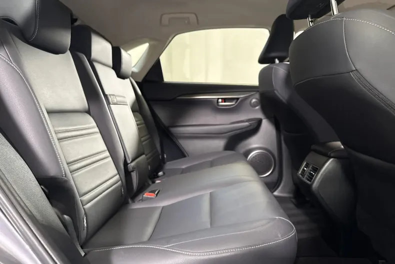 Lexus Seria NX din 2020 cu 112.358 km - oferta LEX245672 - foto 12