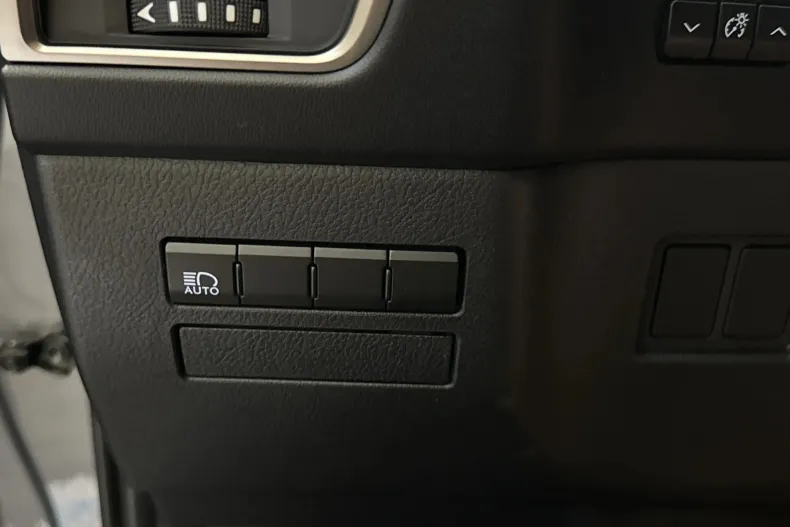 Lexus Seria NX din 2020 cu 112.358 km - oferta LEX245672 - foto 14