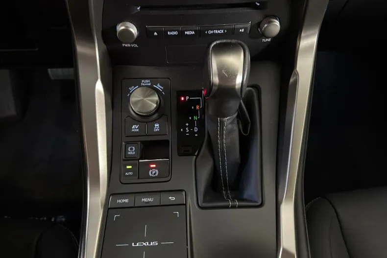 Lexus Seria NX din 2020 cu 112.358 km - oferta LEX245672 - foto 16