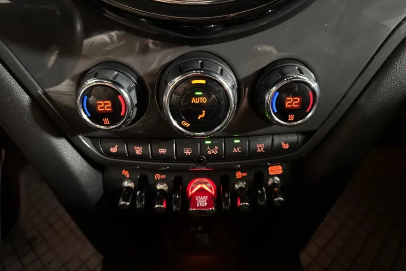 MINI Countryman din 2021 cu 42.108 km - oferta MIN245675 - foto 17