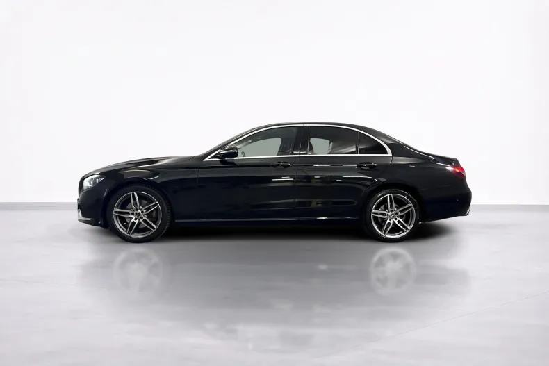 Mercedes-Benz E 220 (Clasa E) din 2021 cu 138.289 km - oferta MER245677 - foto 2
