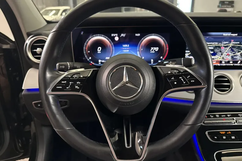 Mercedes-Benz E 220 (Clasa E) din 2021 cu 138.289 km - oferta MER245677 - foto 16