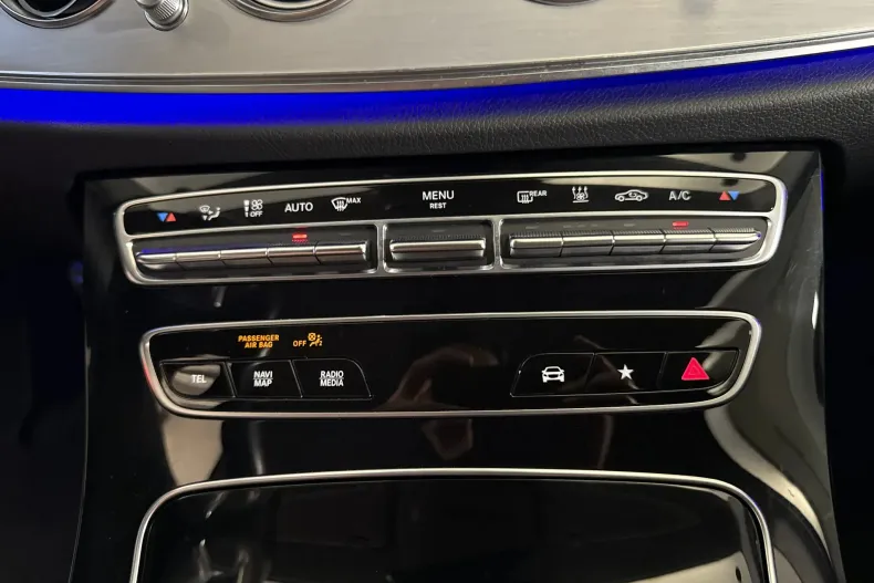Mercedes-Benz E 220 (Clasa E) din 2021 cu 138.289 km - oferta MER245677 - foto 18
