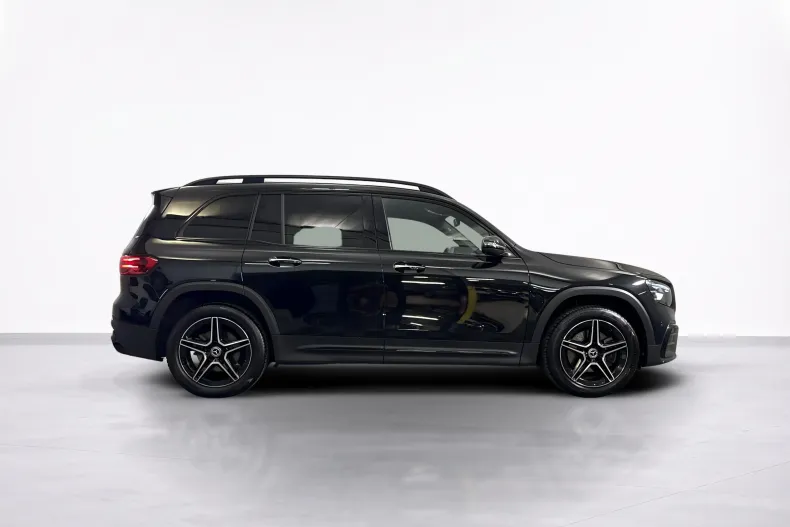 Mercedes-Benz GLB 220 (Clasa GLB) din 2025 cu 11.112 km - oferta MER245681 - foto 6