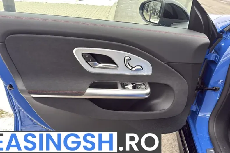Mercedes-Benz CLA 220 (Clasa CLA) din 2025 cu 3.084 km - oferta MER245689 - foto 5
