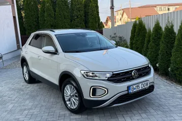 Volkswagen T-Roc din 2022 - oferta VOL245692