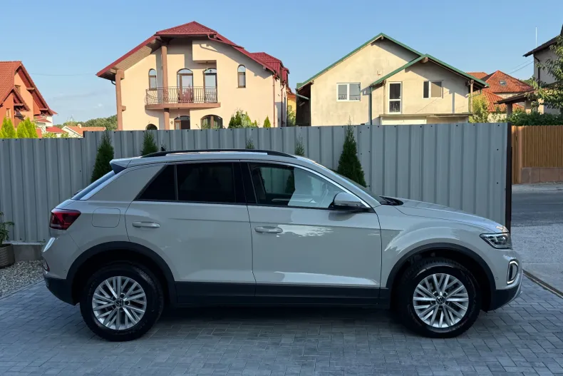 Volkswagen T-Roc din 2022 cu 78.884 km - oferta VOL245692 - foto 12