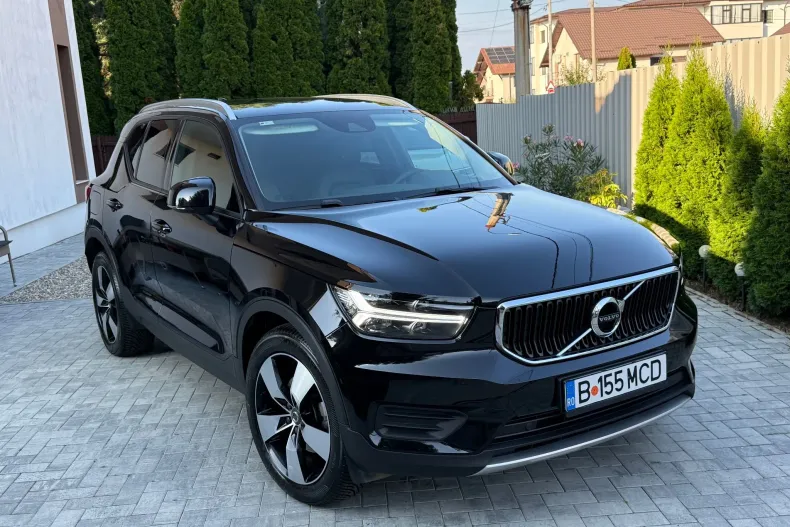 Volvo XC40 din 2021 cu 51.706 km - oferta VOL245693 - foto 1