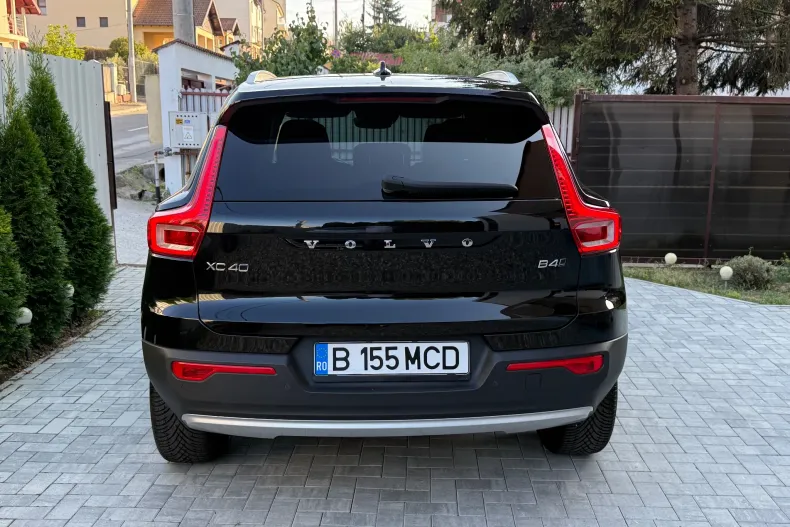 Volvo XC40 din 2021 cu 51.706 km - oferta VOL245693 - foto 10