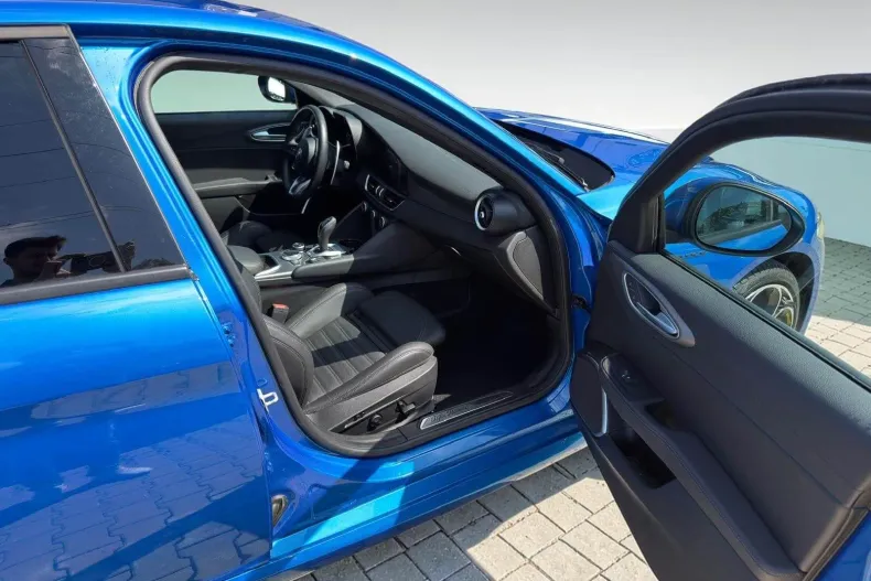 Alfa Romeo Giulia din 2021 cu 13.750 km - oferta ALF245696 - foto 10