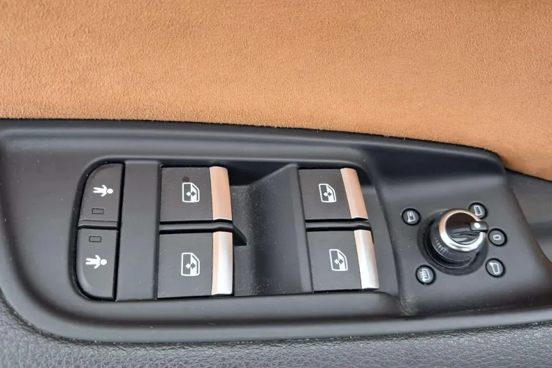 Audi Q7 din 2020 cu 141.000 km - oferta AUD245703 - foto 16