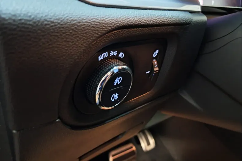 Opel Grandland (X) din 2022 cu 59.561 km - oferta OPE245704 - foto 13