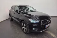 Volvo XC40 din 2021 cu 58.381 km - oferta VOL245714 - foto 3