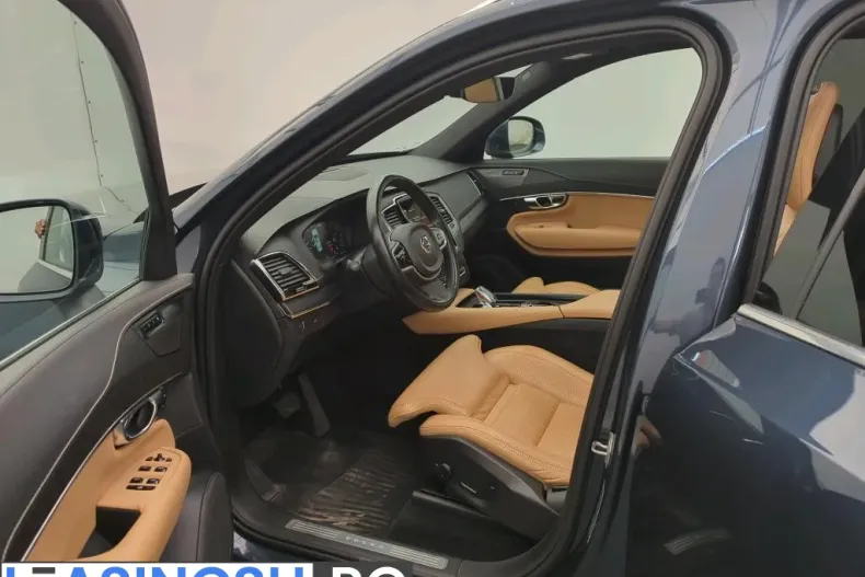 Volvo XC90 din 2021 cu 112.659 km - oferta VOL245715 - foto 4