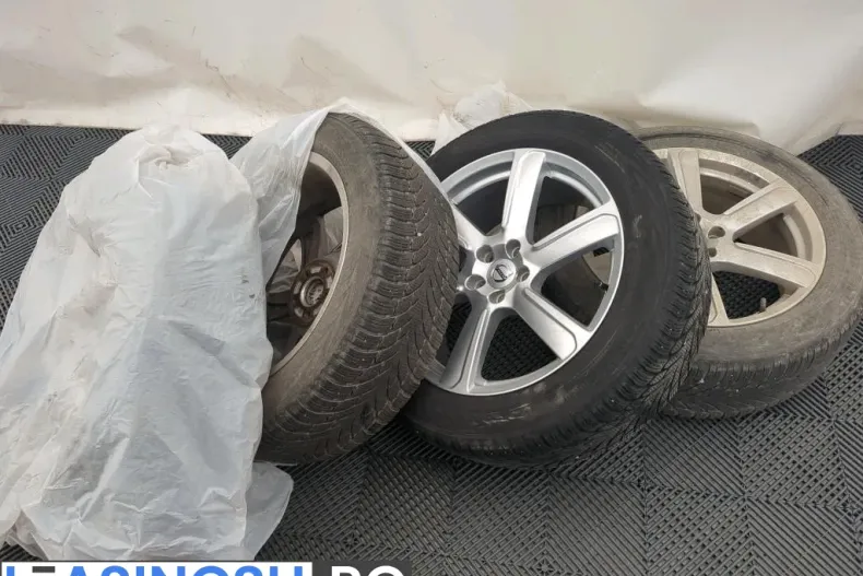 Volvo XC90 din 2021 cu 112.659 km - oferta VOL245715 - foto 10