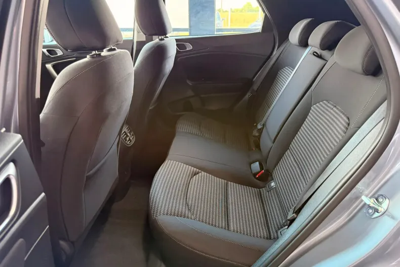 Kia XCeed din 2025 cu 1 km - oferta KIA245721 - foto 11