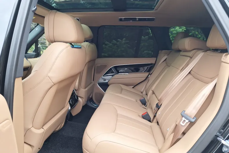 Land Rover Range Rover din 2025 cu 1 km - oferta LAN245726 - foto 8