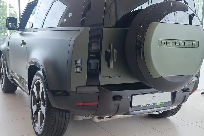 Land Rover Defender din 2025 cu 1 km - oferta LAN245730 - foto 3