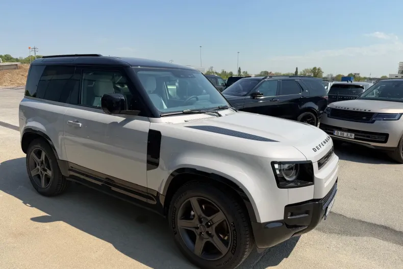 Land Rover Defender din 2025 cu 3.500 km - oferta LAN245734 - foto 10