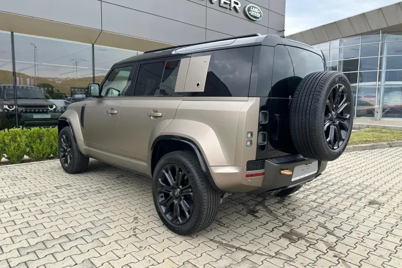 Land Rover Defender din 2025 cu 900 km - oferta LAN245743 - foto 12