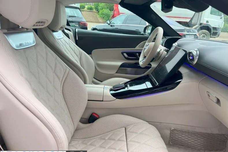 Mercedes-Benz SL 55 AMG (Clasa SL) din 2024 cu 6.000 km - oferta MER245746 - foto 6