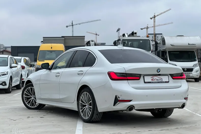 BMW 320 (Seria 3) din 2021 cu 162.000 km - oferta BMW245748 - foto 4