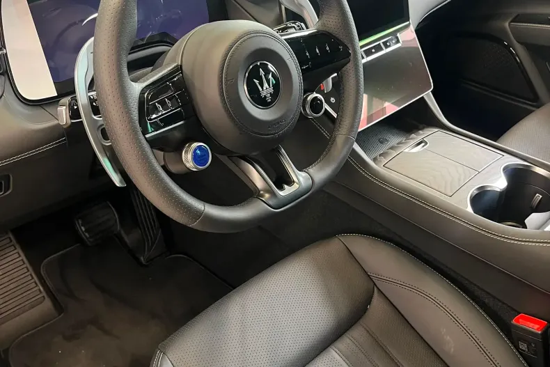 Maserati Grecale din 2026 cu 1 km - oferta MAS245749 - foto 12