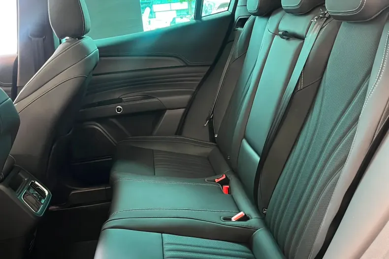Maserati Grecale din 2026 cu 1 km - oferta MAS245749 - foto 14