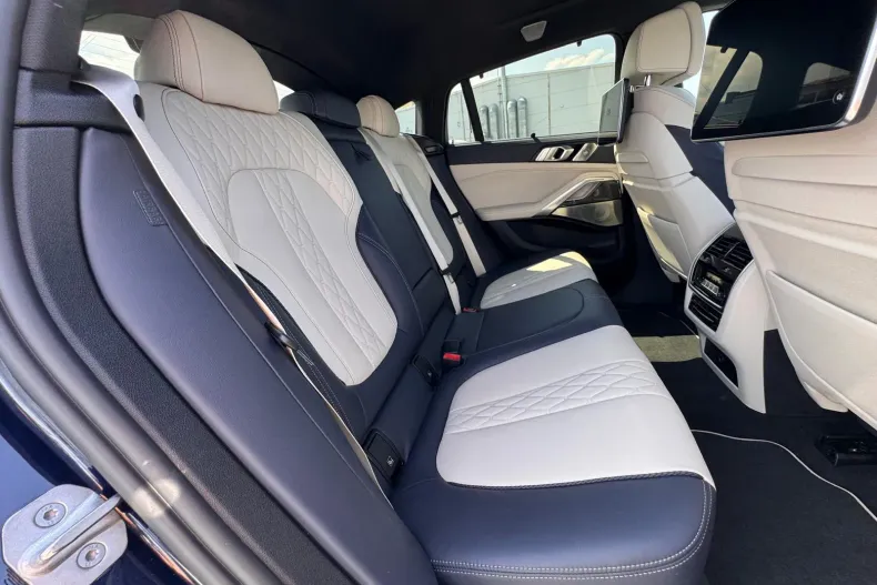 BMW X6 (Seria X) din 2022 cu 42.967 km - oferta BMW245753 - foto 19