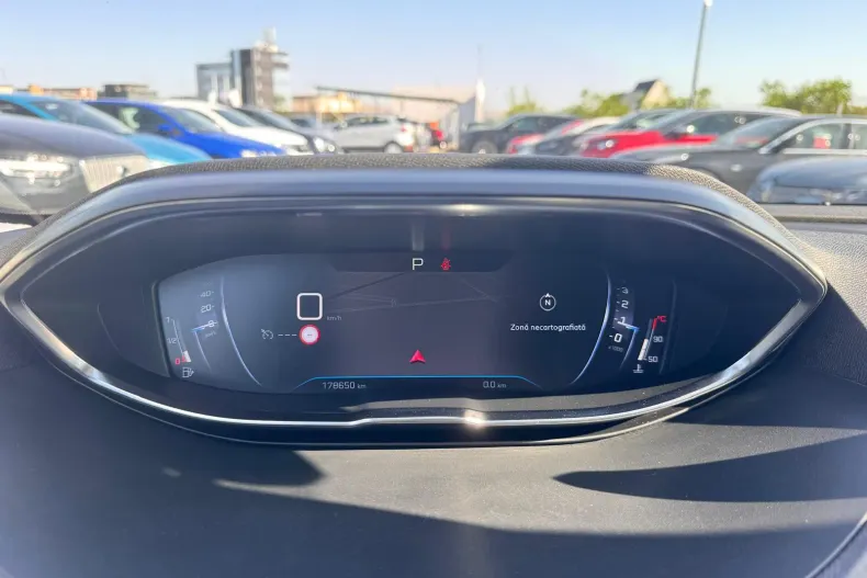 Peugeot 5008 din 2020 cu 178.650 km - oferta PEU245754 - foto 19