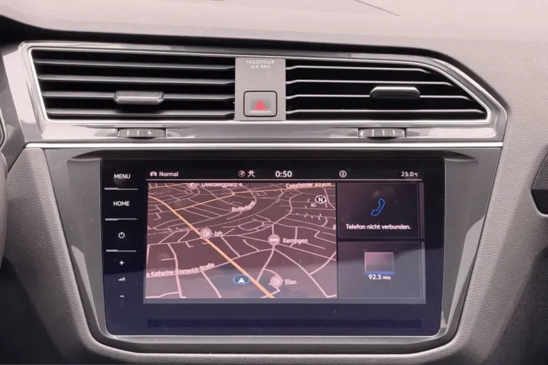 Volkswagen Tiguan din 2023 cu 65.000 km - oferta VOL245757 - foto 30