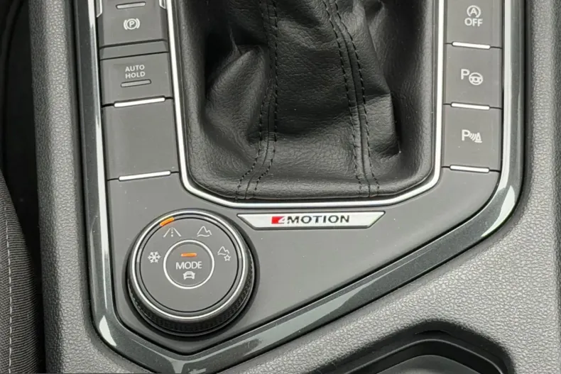 Volkswagen Tiguan din 2023 cu 65.000 km - oferta VOL245757 - foto 34