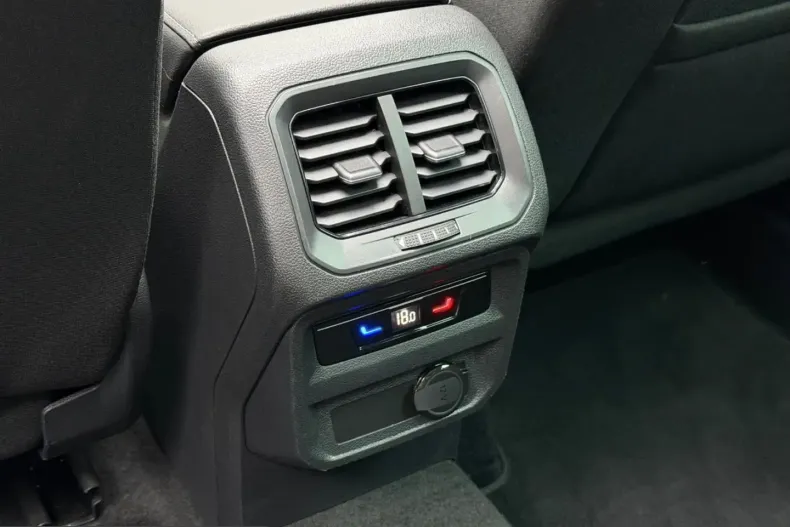 Volkswagen Tiguan din 2023 cu 65.000 km - oferta VOL245757 - foto 35