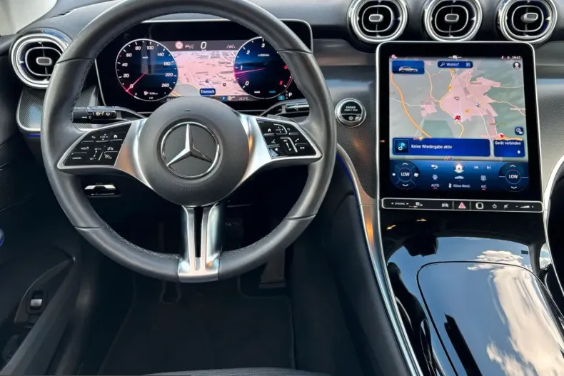 Mercedes-Benz GLC 220 (Clasa GLC) din 2025 cu 12.500 km - oferta MER245759 - foto 12